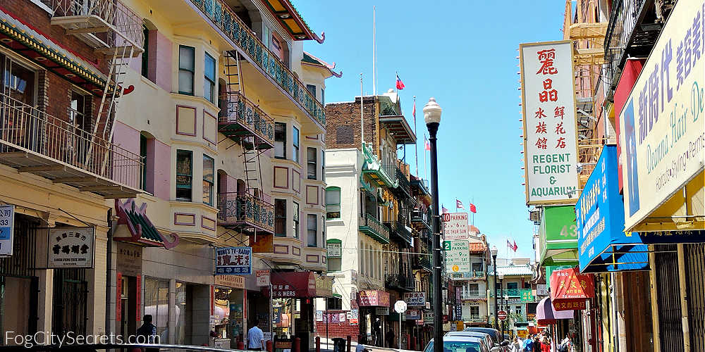 SF Chinatown side street